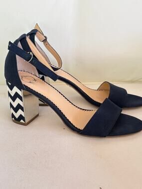 C Wonder Chevron Heels 9.5 Sandals Navy Blue White Coastal Nautical Prep Resort